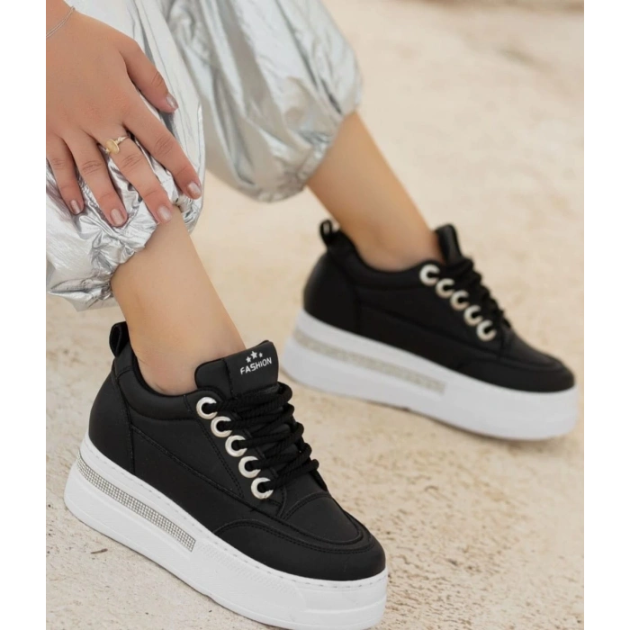 Lulu Siyah Cilt Beyaz Tabanlı Bağcıklı Spor Ayakkabı - Lisinya