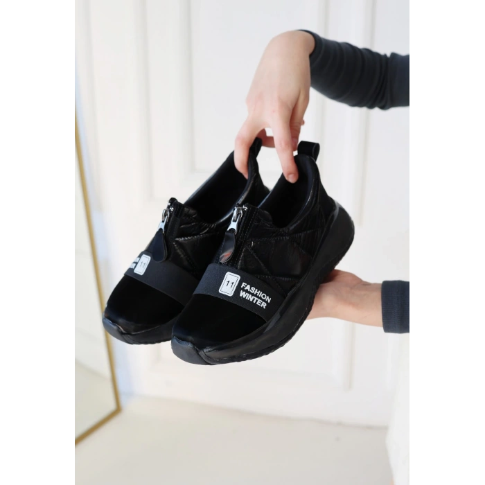 Nikeo Siyah Paraşüt Siyah Tabanlı Spor Ayakkabı - Lisinya