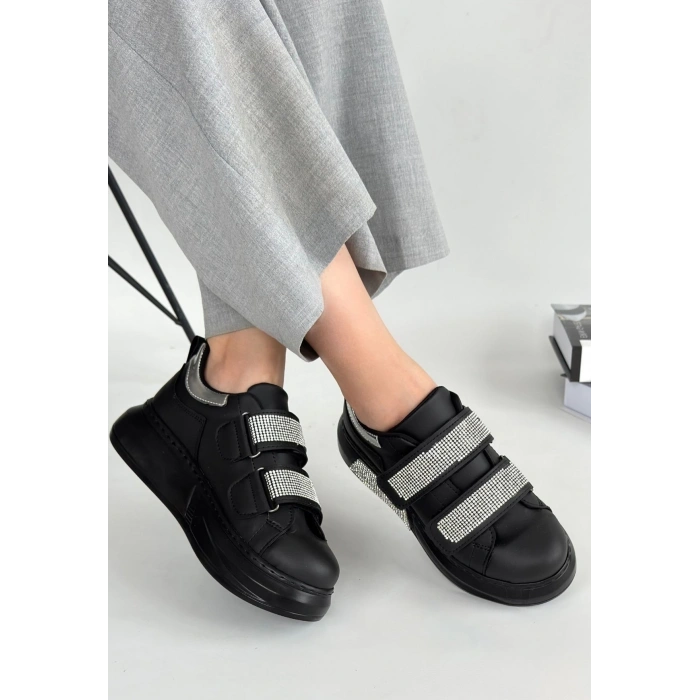 Nino Siyah Cilt Cırt Cırtlı Spor Ayakkabı - Lisinya