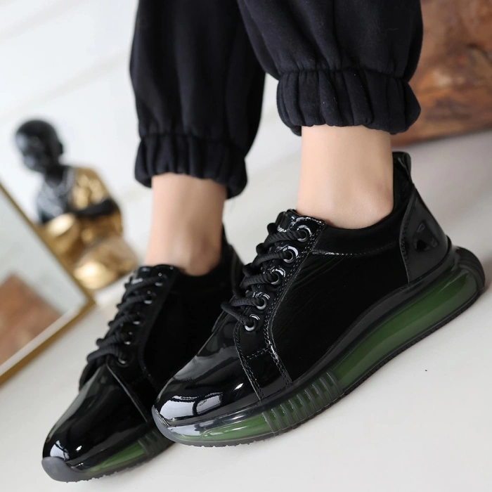 Piona Siyah Rugan Yeşil Tabanlı Spor Ayakkabı - Lisinya