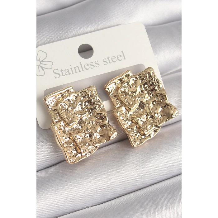 Pirinç Gümüş Renk İşlemeli Kare Plaka Model Kadın Küpe - Lisinya