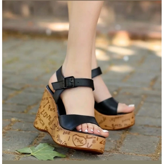 Riboy Siyah Cilt Dolgu Topuk Sandalet