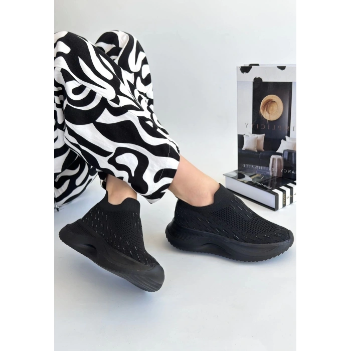 Soord Siyah Triko Boncuk İşlemeli Spor Ayakkabı