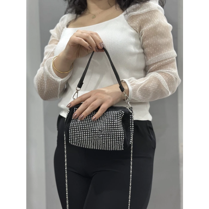 Taşlı siyah cilt çanta