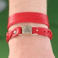 Metal Aksesuarlı Kırmızı Renk Deri Erkek Bileklik Kombin - Lisinya