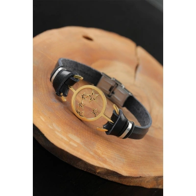 Gold Renk Yıldızlı Metal Aksesuarlı Siyah Deri Erkek Bileklik - Lisinya