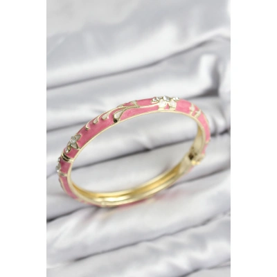 Mineli Pirinç Zirkon Taşlı Pembe Çiçek Motifli Gold Kadın Kelepçe - Lisinya