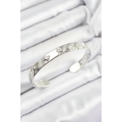 Pirinç Kuzey Yıldızı Model Gümüş Renk Altı Açık Kadın Bileklik - Lisinya