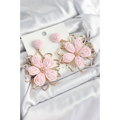 Pirinç Pembe Çiçek Model Gold Renk Kadın Hasır Küpe - Lisinya