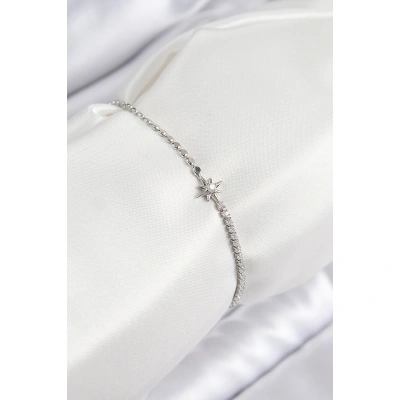 Pirinç Zirkon Taşlı Kutup Yıldızı Model Ezme Zincir Gümüş Renk Kadın Bileklik - Lisinya