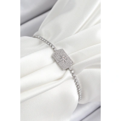 Pirinç Zirkon Taşlı Kutup Yıldızı Model Gümüş Renk Asansörlü Kadın Bileklik - Lisinya