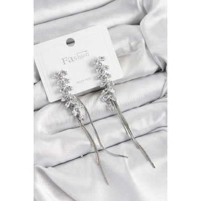 Pirinç Zirkon Taşlı Sallantılı Model Gümüş Renk 925 Ayar Gümüş Çivi Kadın Küpe - Lisinya