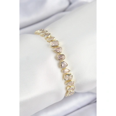 Pirinç Zirkon Taşlı Sıralı Damla Kalp Ve Dikdörtgen Model Gold Renk Kadın Bileklik - Lisinya