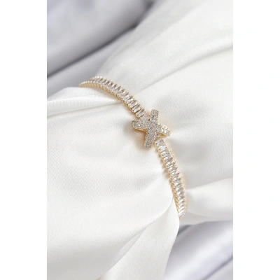 Pirinç Zirkon Taşlı X Detaylı Su Yolu Model Gold Renk Asansörlü Kadın Bileklik - Lisinya