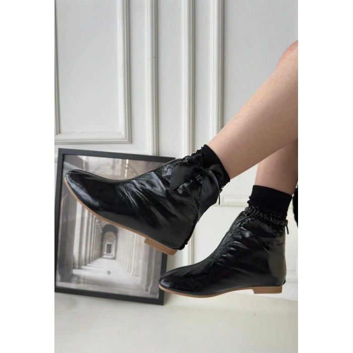 Barxi Siyah Rugan Bot - Lisinya