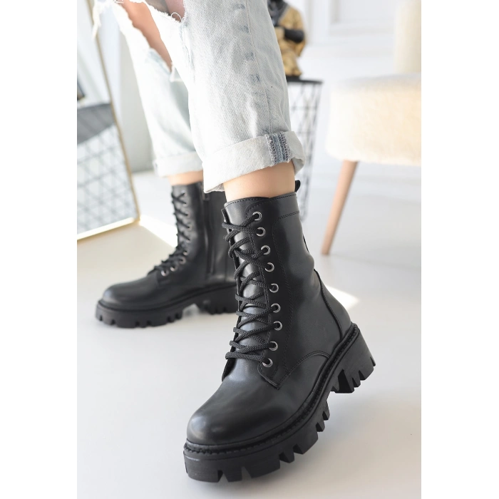 Flona Siyah Cilt Bağcıklı Bot - Lisinya