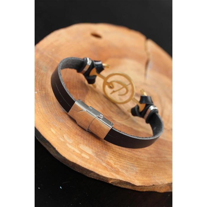 Gold Renk Elif Vav Metal Aksesuarlı Siyah Renk Deri Erkek Bileklik - Lisinya