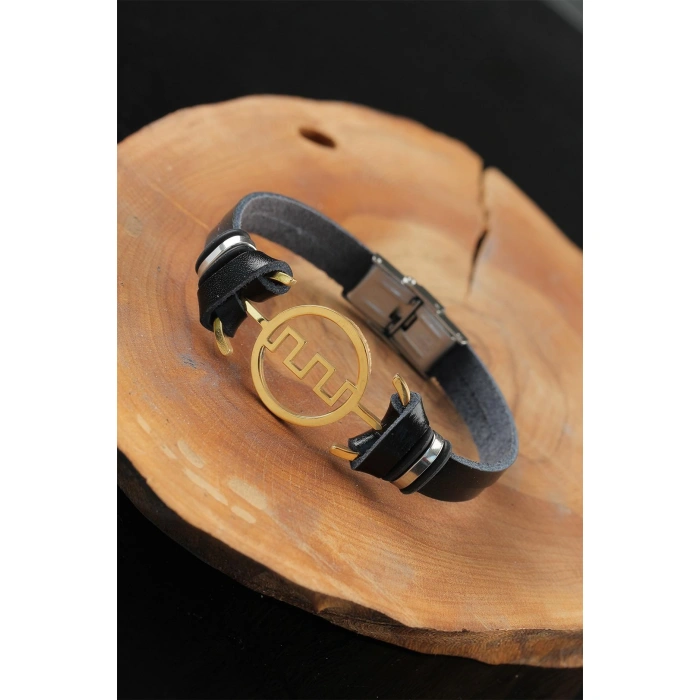 Gold Renk Metal Labirent Tasarım Siyah Renk Deri Erkek Bileklik - Lisinya