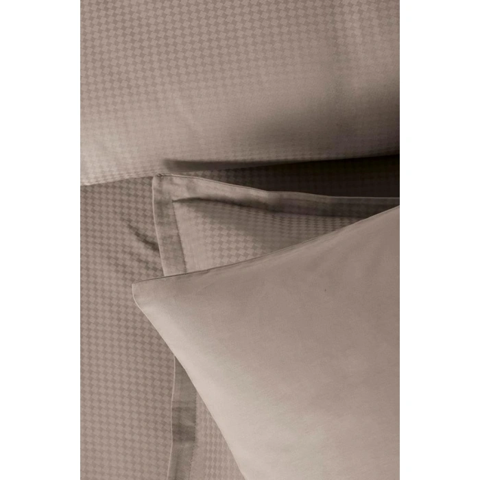 Jakarlı Saten Çift Kişilik Nev Takımı Dıamond Sabre