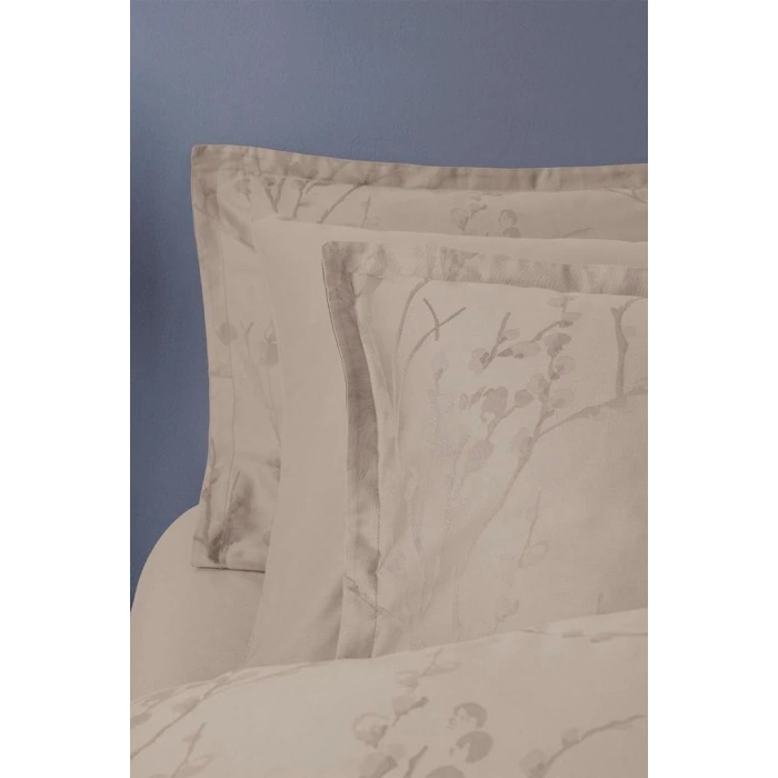 Jakarlı Saten Çift Kişilik Nev Takımı Mınna Sabre