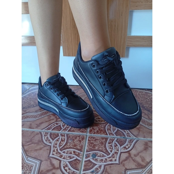 Kadın Spor Ayakkabı Siyah Renk