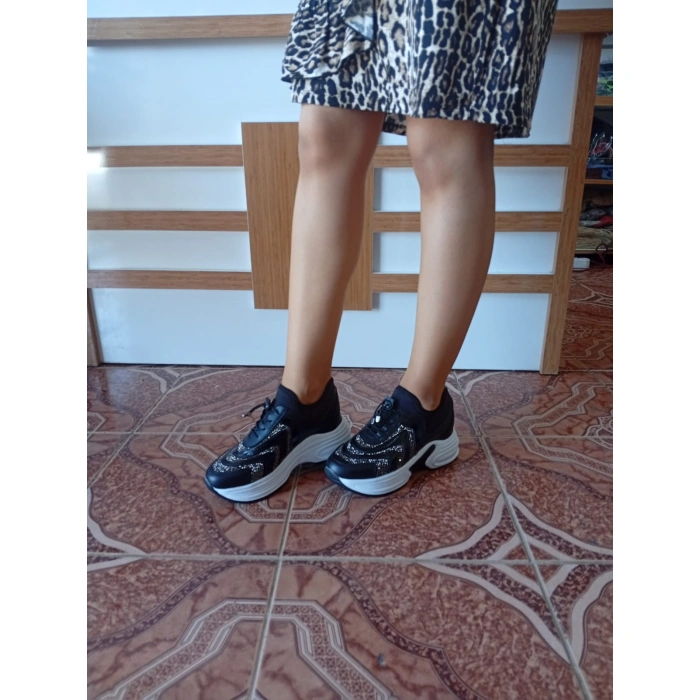 Kadın Spor Ayakkabı Siyah Renk