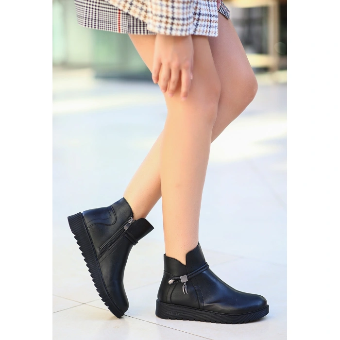 Milana Siyah Cilt  Bot - Lisinya