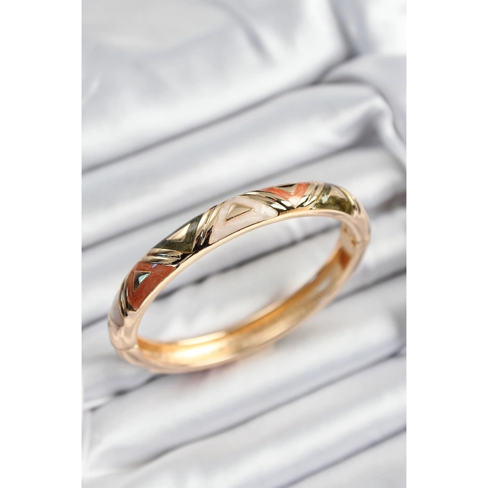 Mineli Pirinç Karışık Üçgen Motifli Gold Renk Kadın Kelepçe - Lisinya