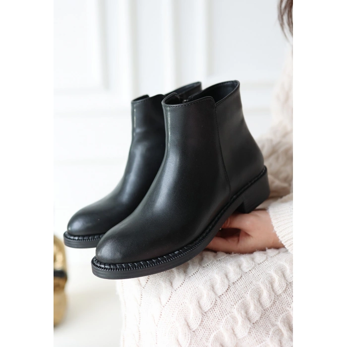 Moed Siyah Cilt Topuklu Bot - Lisinya