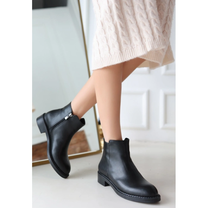 Moed Siyah Cilt Topuklu Bot - Lisinya