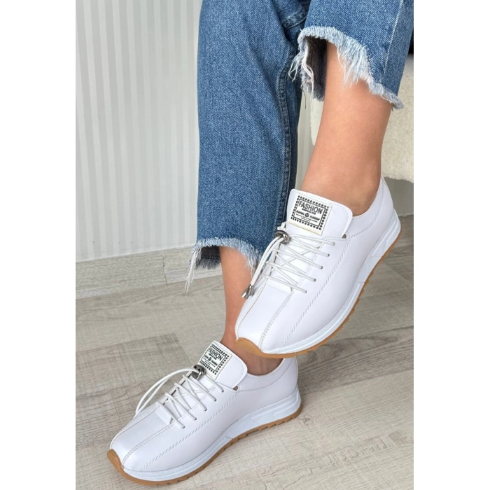 Monya Beyaz Cilt Bağcıklı Spor Ayakkabı - Lisinya