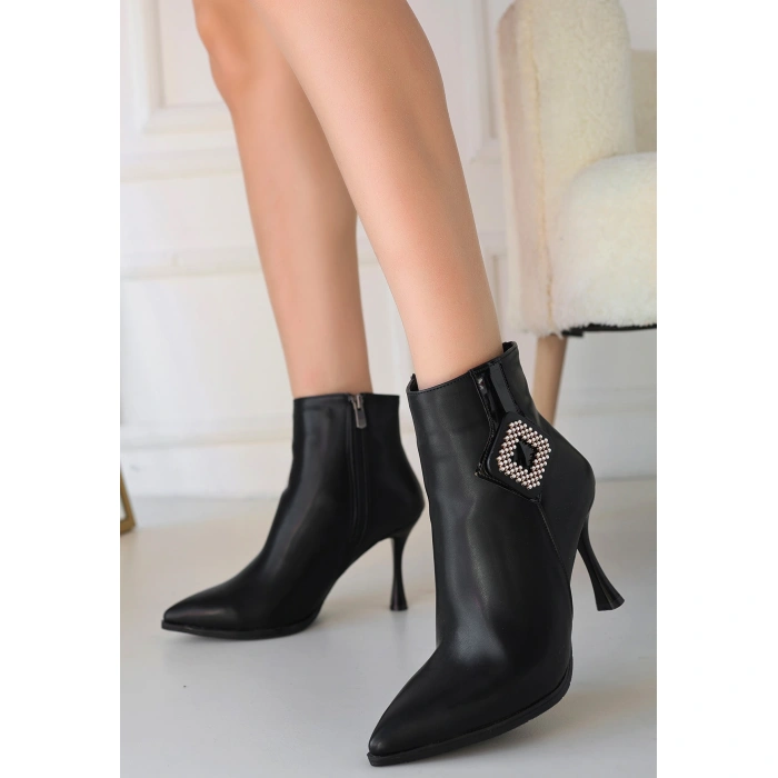 Moose Siyah Cilt Topuklu Bot - Lisinya