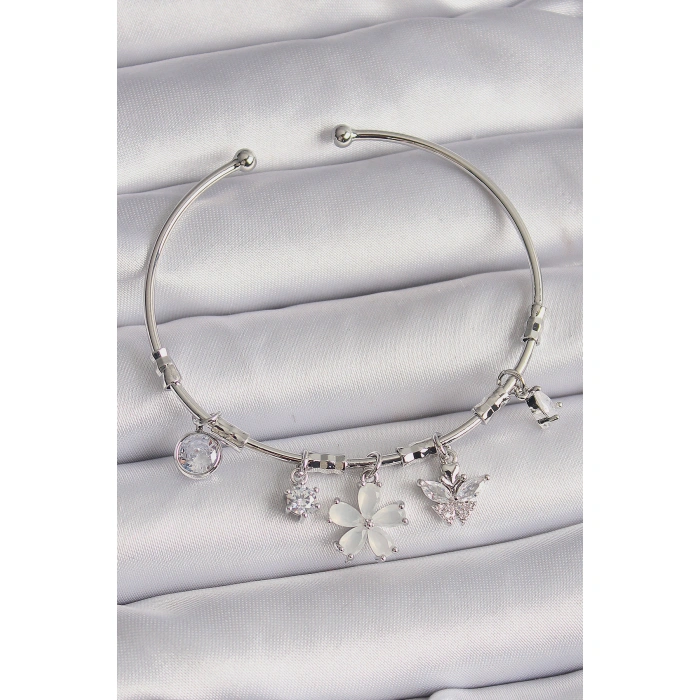 Pirinç Gümüş Renk Beyaz Sedefli Çiçek Figür Zirkon Taşlı Kelebek Detay Charm Bileklik - Lisinya