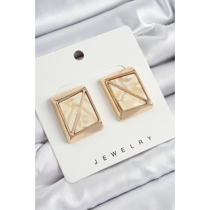 Pirinç Krem Üçgen Kesim Detaylı Kare Model Vintage Gold Renk Kadın Küpe - Lisinya