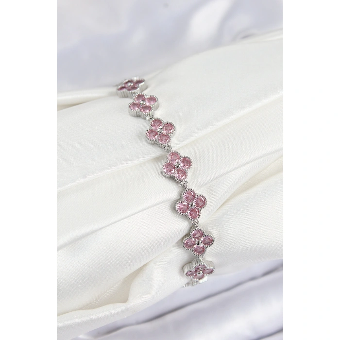 Pirinç Pembe Zirkon Taşlı Yonca Model Gümüş Renk VIP Seri Kadın Bileklik - Lisinya