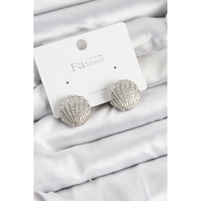 Pirinç Zirkon Taşlı İstiridye Model Gümüş Renk 925 Ayar Gümüş Çivi Kadın Küpe - Lisinya