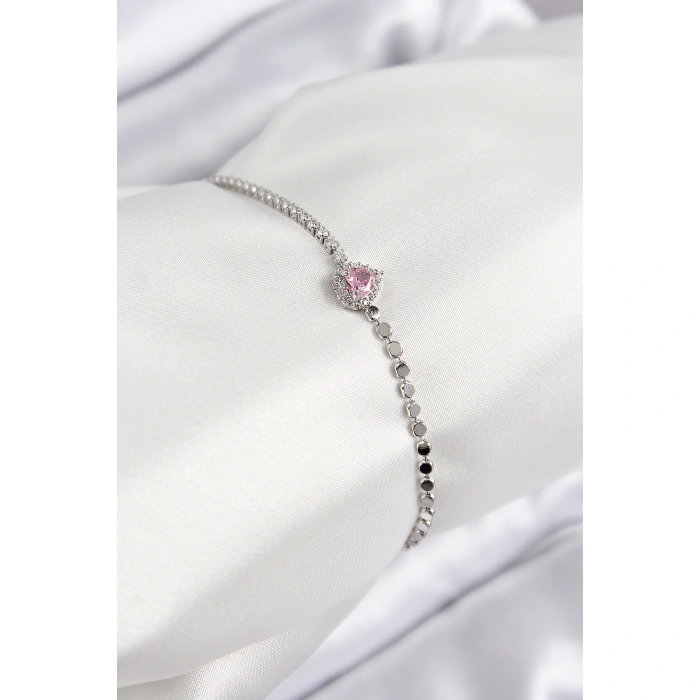 Pirinç Zirkon Taşlı Kalp Model Ezme Zincir Gümüş Renk Kadın Bileklik - Lisinya