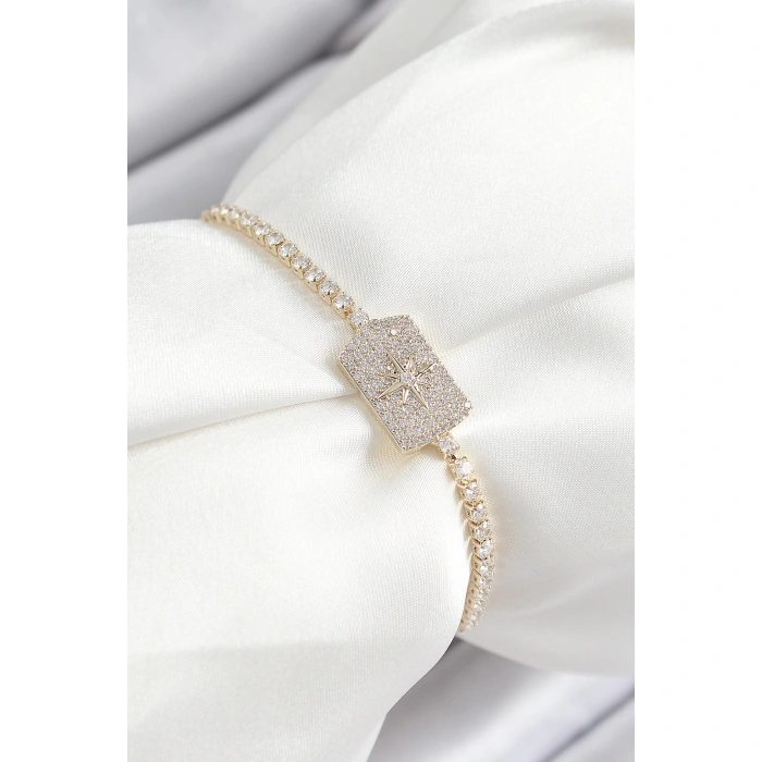 Pirinç Zirkon Taşlı Kutup Yıldızı Model Gold Renk Asansörlü Kadın Bileklik - Lisinya