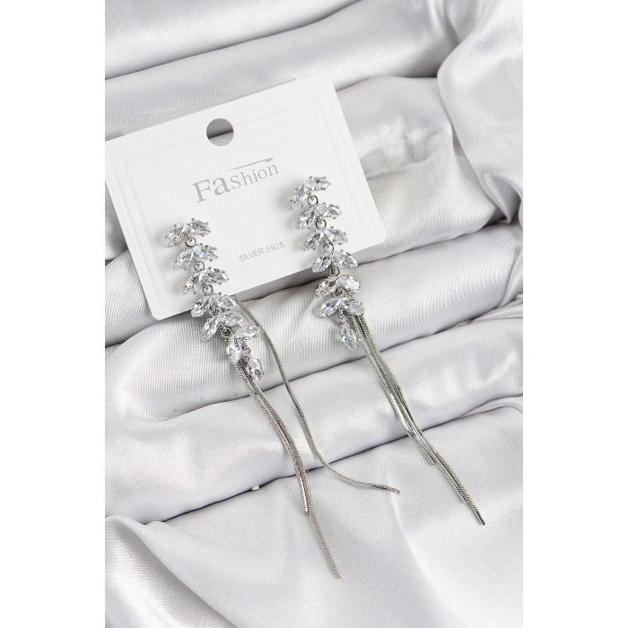 Pirinç Zirkon Taşlı Sallantılı Model Gümüş Renk 925 Ayar Gümüş Çivi Kadın Küpe - Lisinya