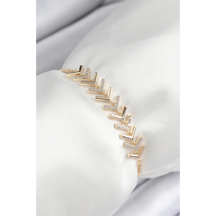 Pirinç Zirkon Taşlı Sıralı Ok Model Gold Renk Asansörlü Kadın Bileklik - Lisinya