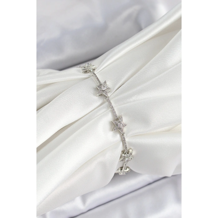 Pirinç Zirkon Taşlı Sıralı Yıldız Model Gümüş Renk Kadın Bileklik - Lisinya