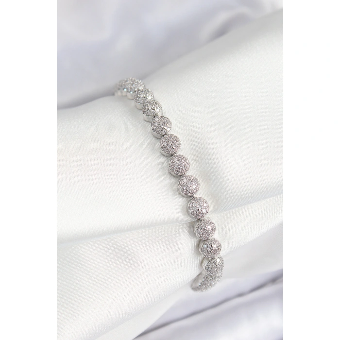 Pirinç Zirkon Taşlı Yarım Topcuk Model Gümüş Renk VIP Seri Kadın Bileklik - Lisinya
