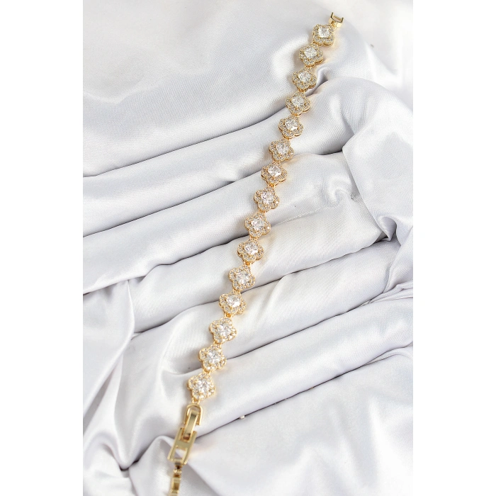 Pirinç Zirkon Taşlı Yonca Baget Model Gold Renk VIP Seri Kadın Bileklik - Lisinya