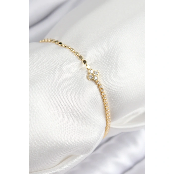 Pirinç Zirkon Taşlı Yonca Model Ezme Zincir Gold Renk Kadın Bileklik - Lisinya