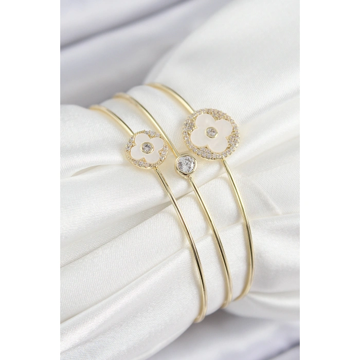 Pirinç Zirkon Taşlı Yonca Model Gold Renk Vip 3lü Kadın Bileklik - Lisinya