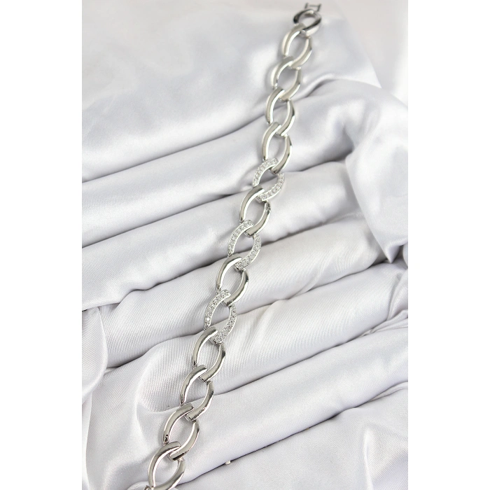 Pirinç Zirkon Taşlı Zincir Model Gümüş Renk Kadın Bileklik - Lisinya