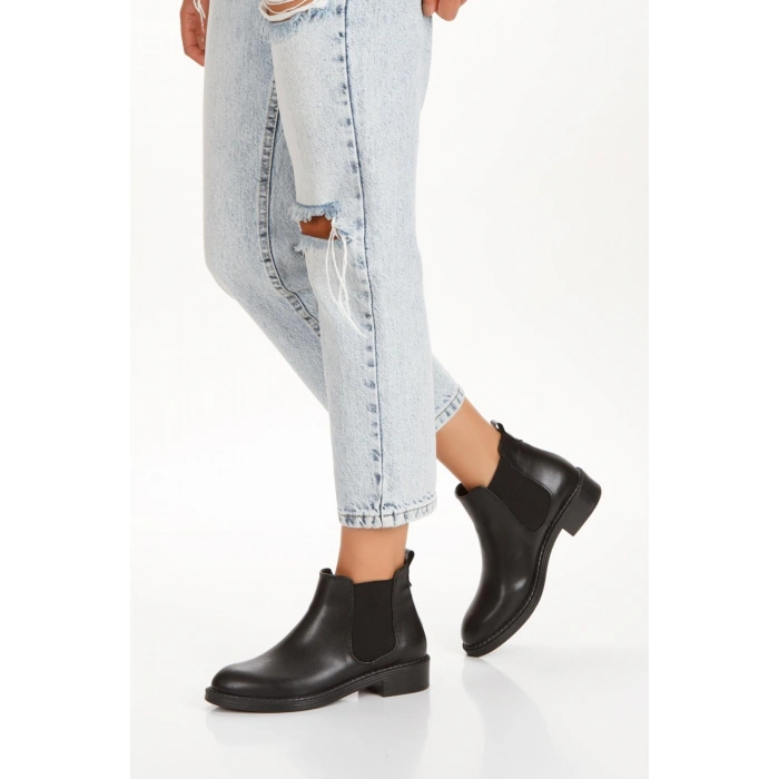 Seend Siyah Cilt Topuklu Bot - Lisinya