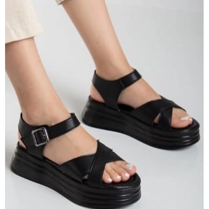 Sibna Siyah Cilt Kemerli Sandalet - Lisinya