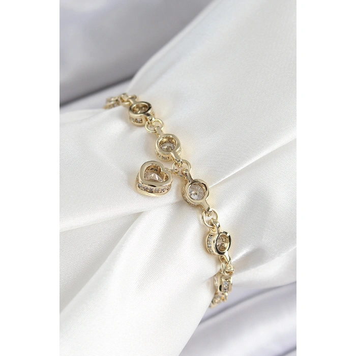 Xuping Pirinç Zirkon Taşlı Sallantılı Kalp Model Gold Renk Kadın Bileklik - Lisinya