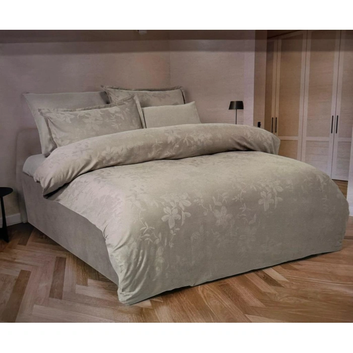 Jakarlı Saten Çift Kişilik Nev Takımı Perle Sabre